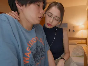 Đụ tung lồn em gái bên bếp lửa hồng