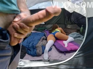 đưa cấp trên say xỉn về nhà, thanh niên nhìn mặt biết con gái quản lý dâm nên đã…